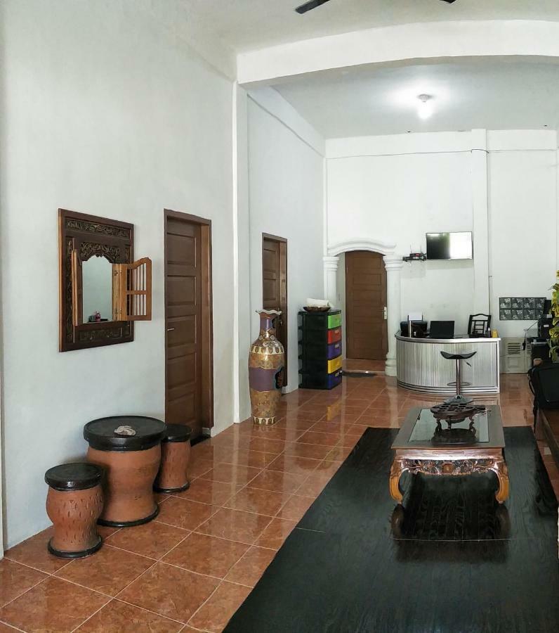 Kana Hasya Homestay "Rumoh Jamee" Meulaboh Eksteriør bilde